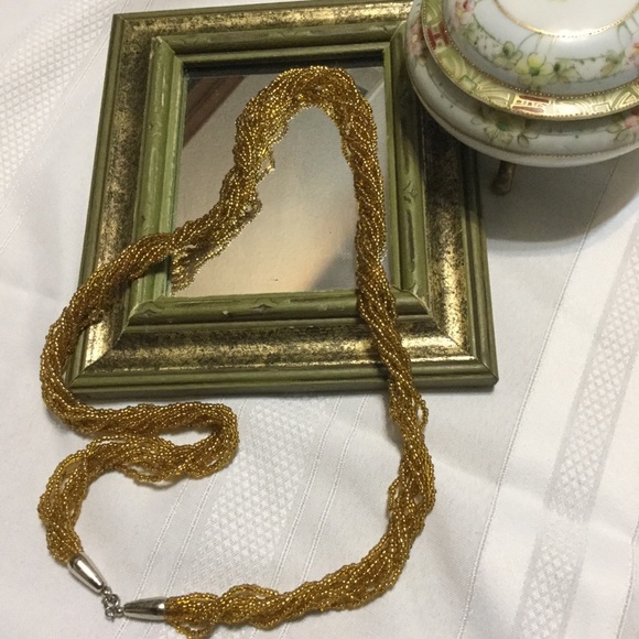 Gold seed bead necklace - Picture 4 of 6